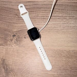 Apple Watch Series 5, 40mm